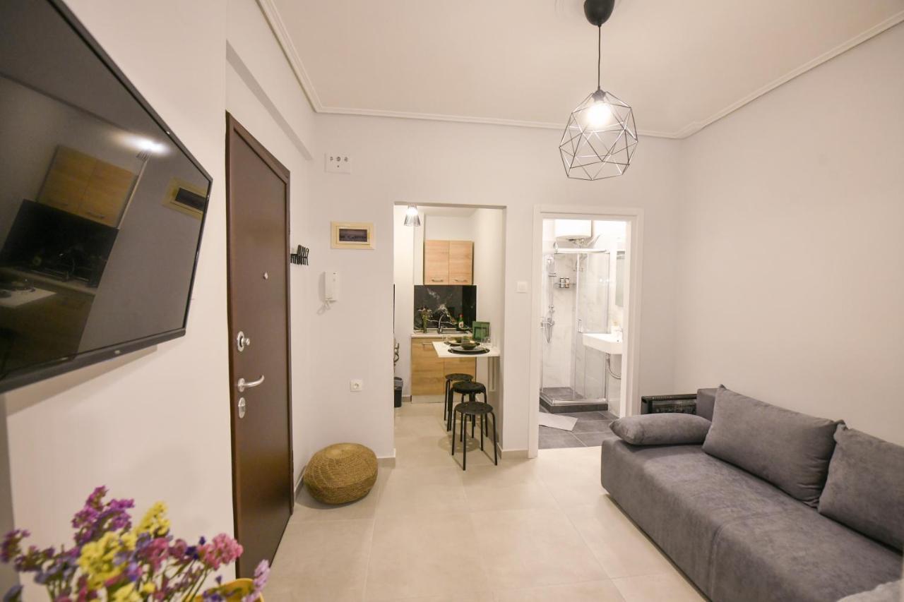 Modern, Comfortable Apartment, In The Heart Of The City_2 Larissa Exterior photo