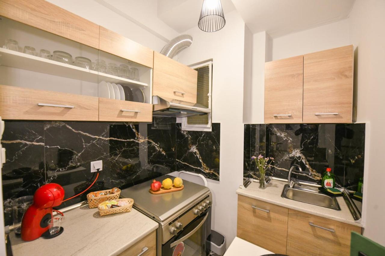Modern, Comfortable Apartment, In The Heart Of The City_2 Larissa Exterior photo
