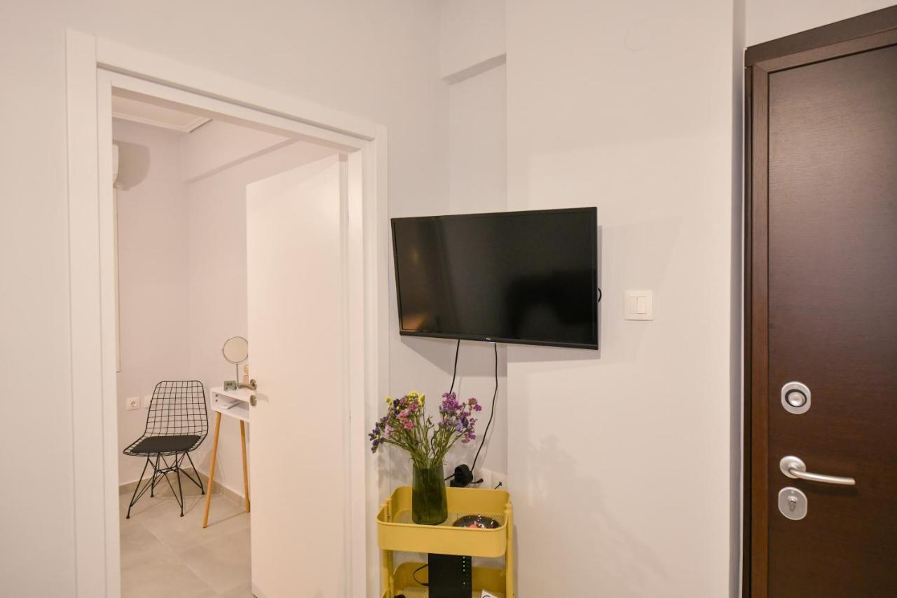Modern, Comfortable Apartment, In The Heart Of The City_2 Larissa Exterior photo